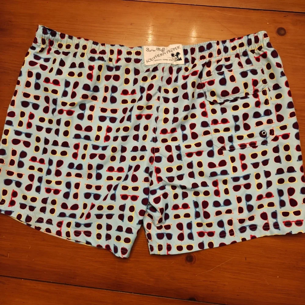 Southern Proper Sunglasses‎ Swim Shorts Men's XXL Resort Beach Summer Casual EUC
